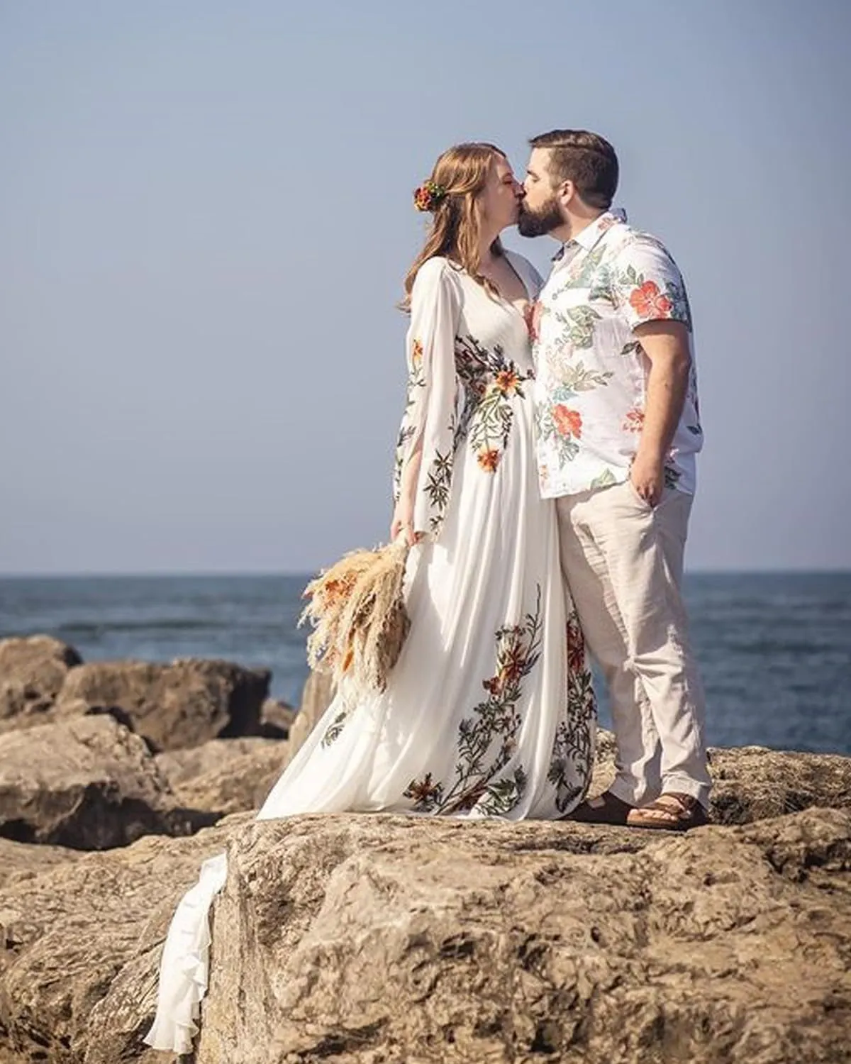 Embroidery Lace Floral Wedding Dresses for Bride 2024 Chiffon Long Sleeve V Neck Boho Bridal Gowns with Train