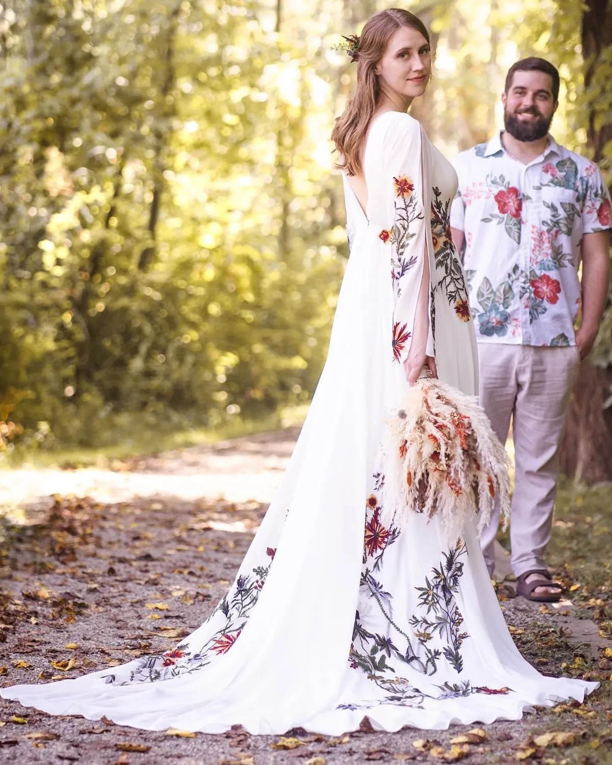 Embroidery Lace Floral Wedding Dresses for Bride 2024 Chiffon Long Sleeve V Neck Boho Bridal Gowns with Train